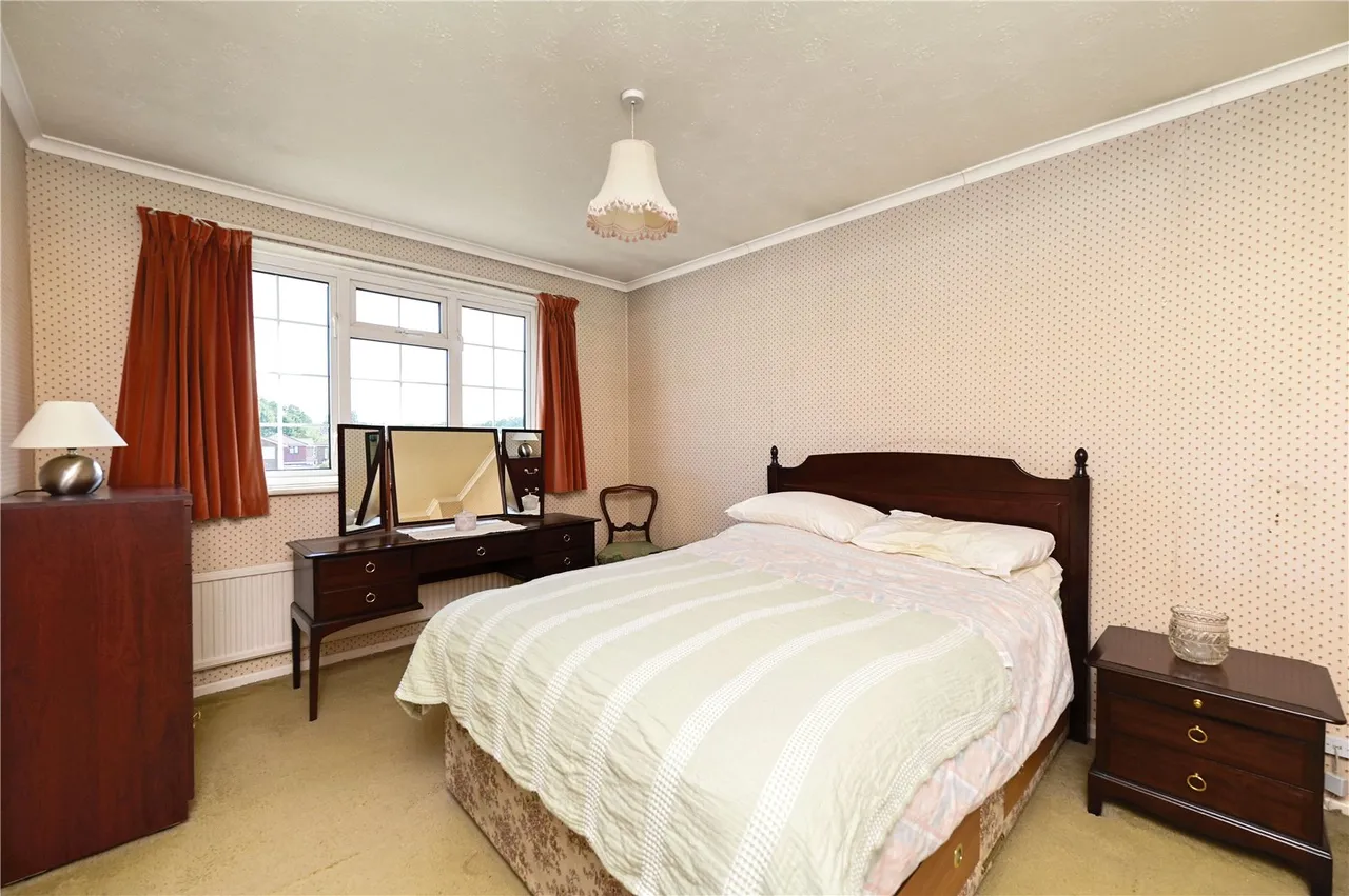 Blackwater Close, Ash, Guildford, Surrey, GU12 6JS, photo 9