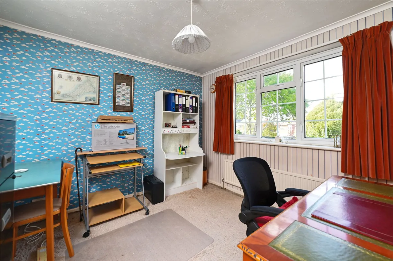Blackwater Close, Ash, Guildford, Surrey, GU12 6JS, photo 4