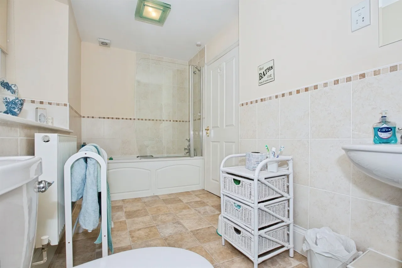 West End Court, Shepton Mallet, BA4, photo 16