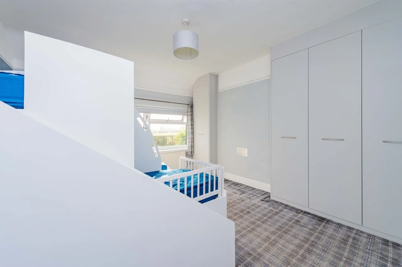The Ridgeway, Marchwiel, LL13, photo 12