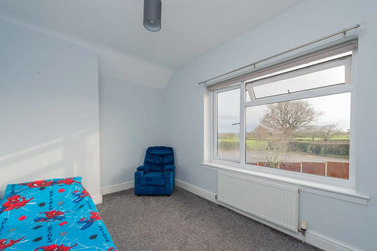 The Ridgeway, Marchwiel, LL13, photo 13