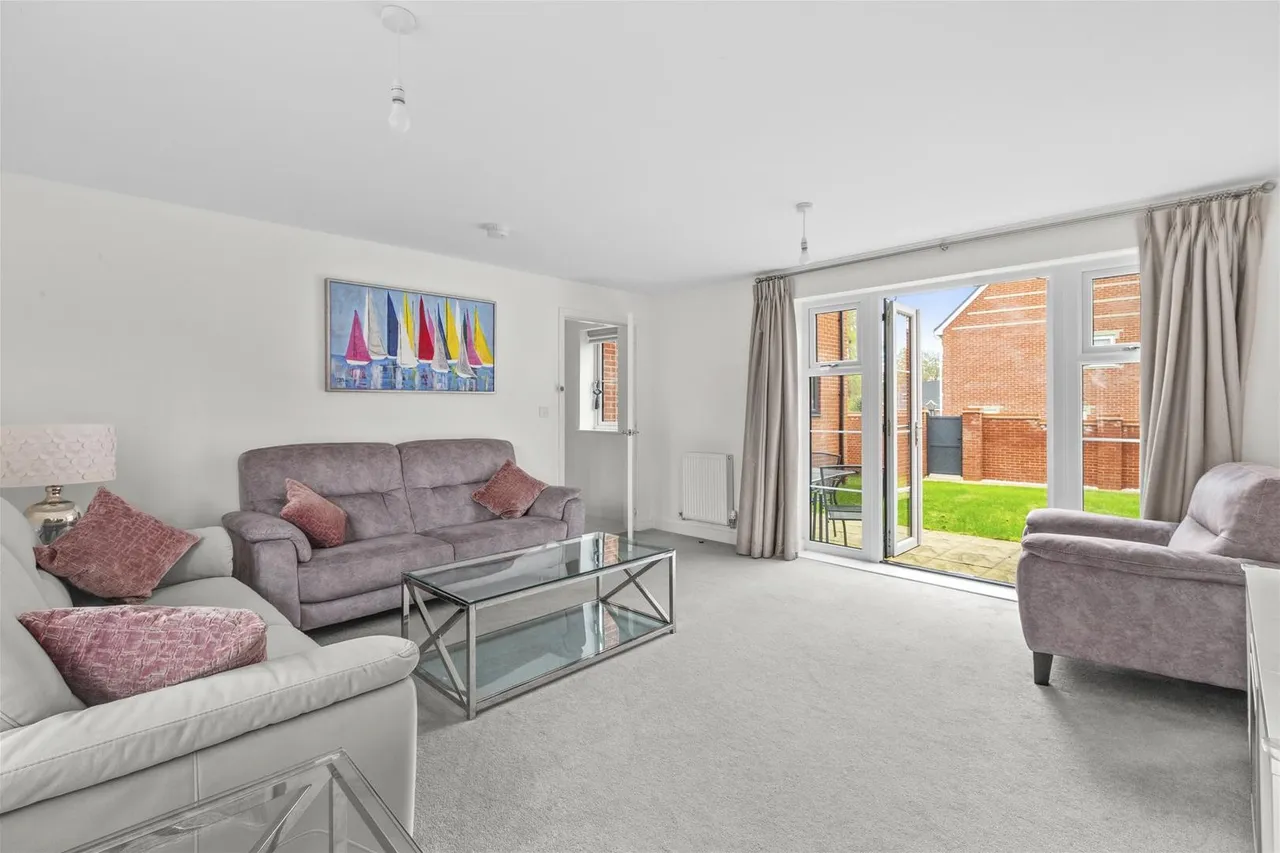 Doolittle Avenue, High Wycombe, HP11, photo 8