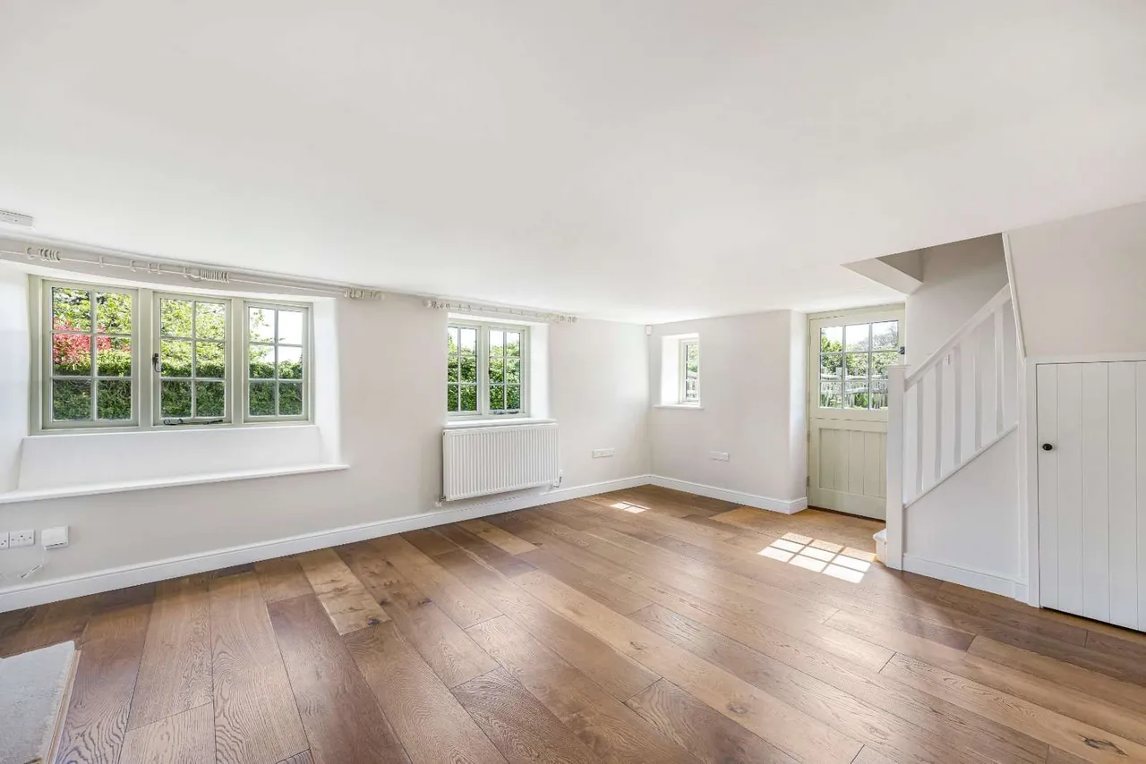 Beverston, Tetbury, Gloucestershire, GL8 8TT, photo 5