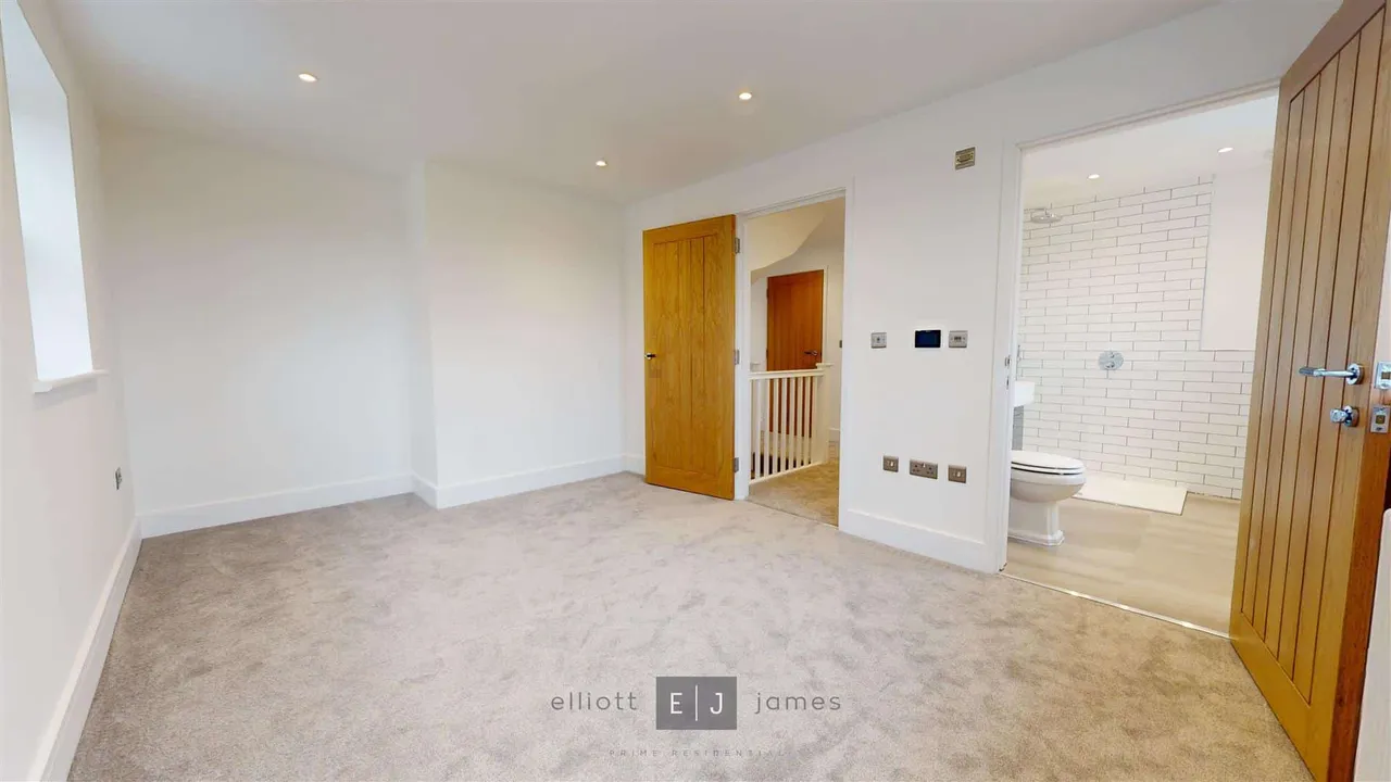 Grove Lane, Chigwell, photo 10