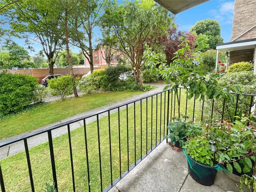 2 bed flat for sale — Devonshire Road, Sutton, SM2