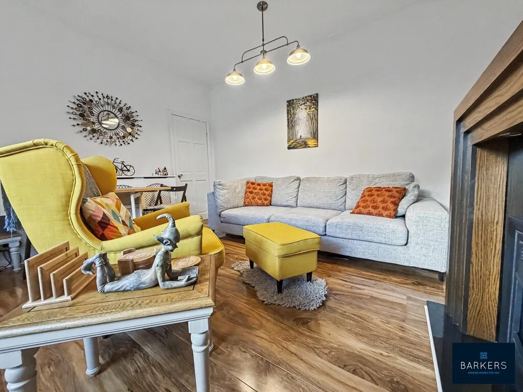 Bradford Road, Birstall, WF17, photo 4
