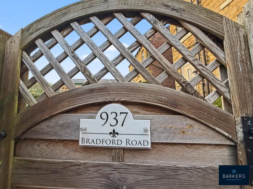 Bradford Road, Birstall, WF17, photo 17
