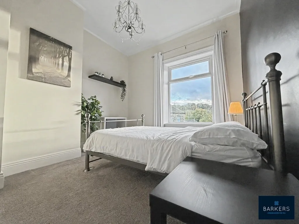 Bradford Road, Birstall, WF17, photo 13