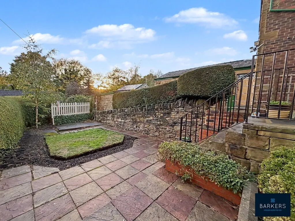 Bradford Road, Birstall, WF17, photo 15