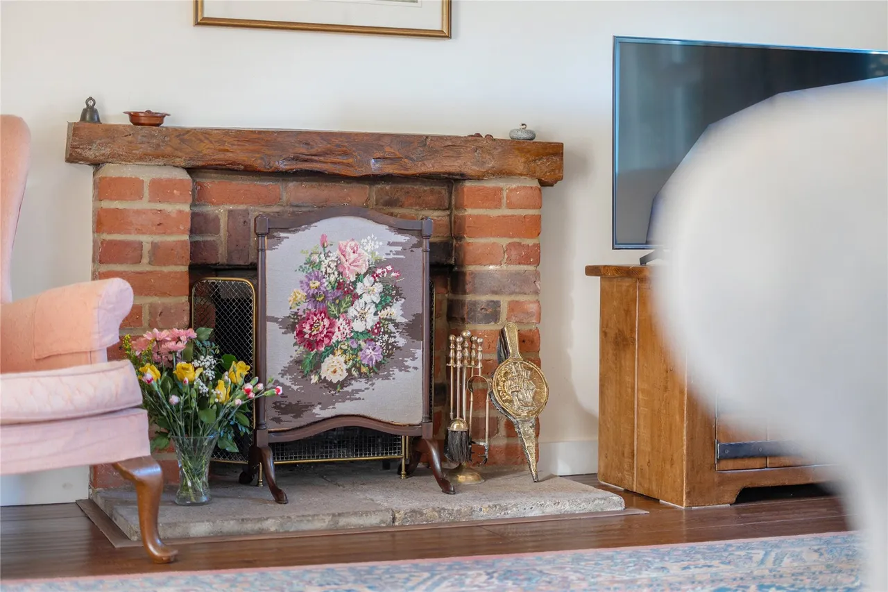 The Street, West Clandon, GU4, photo 5