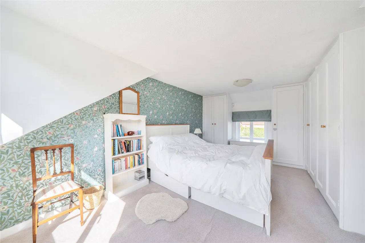 The Street, West Clandon, GU4, photo 14