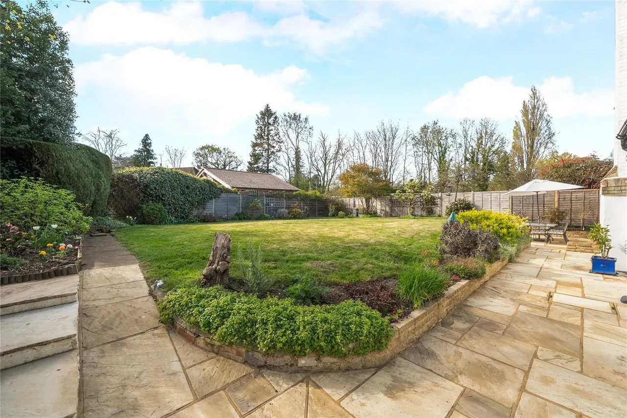 The Street, West Clandon, GU4, photo 19