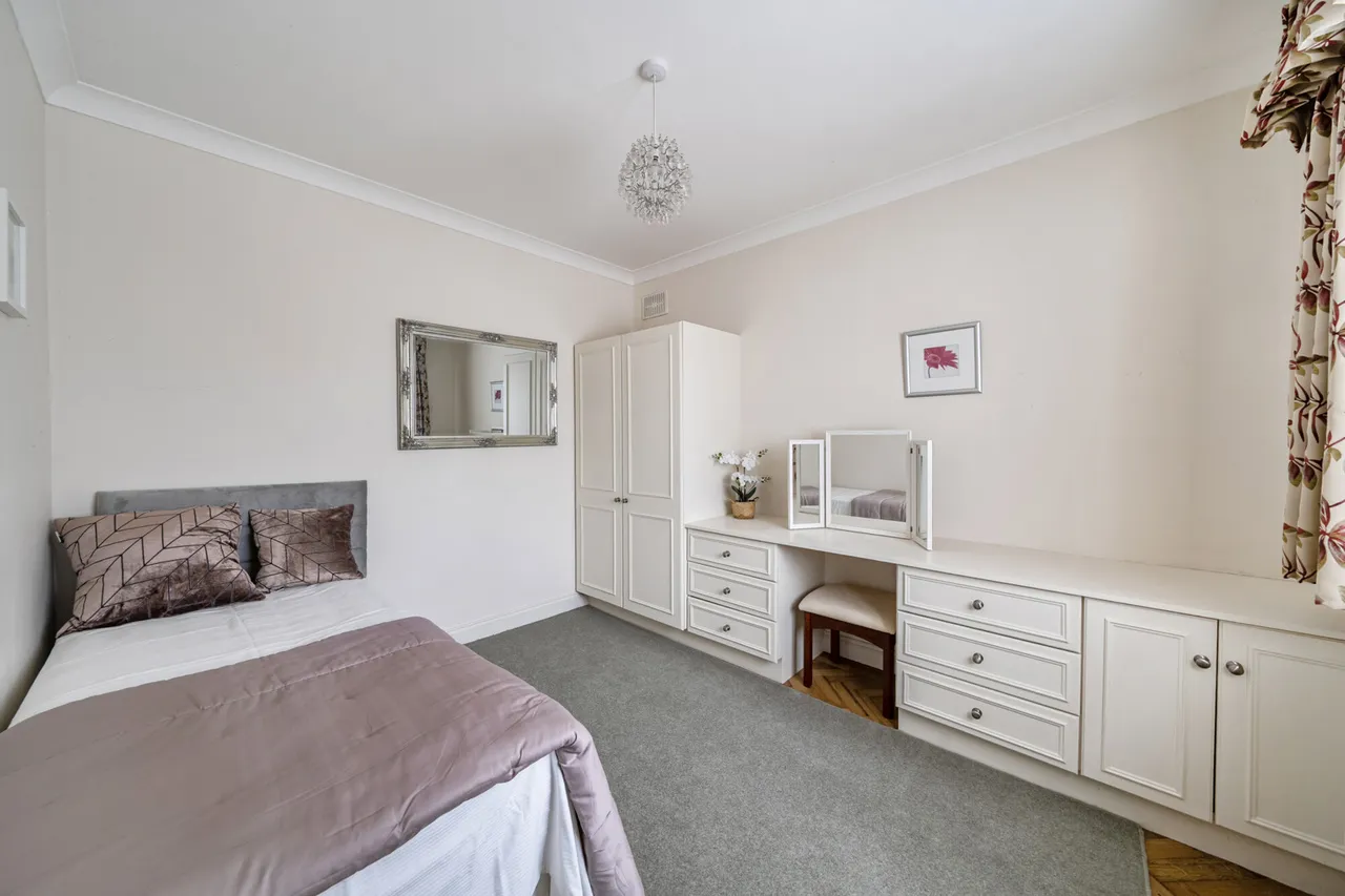 Greenbury Close, Chorleywood, WD3, photo 11