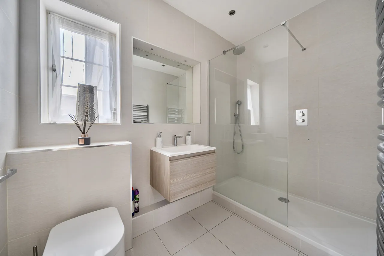 Greenbury Close, Chorleywood, WD3, photo 21