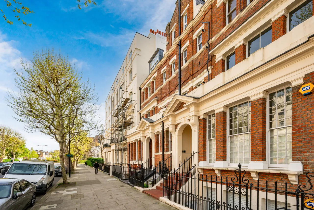 Third Floor Flat, 183 Sutherland Avenue, London, photo 12