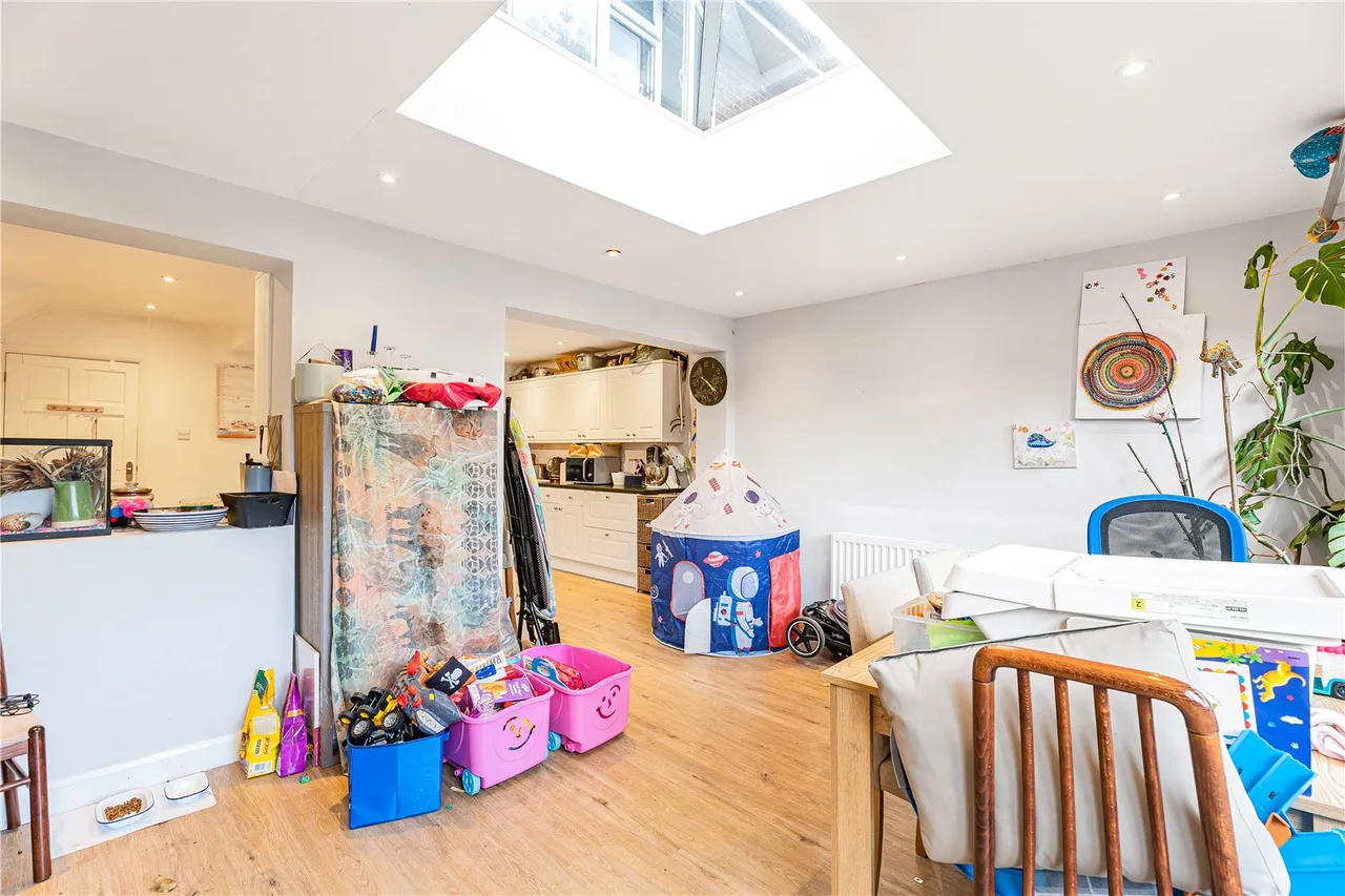 Oak Grove, Sunbury-on-Thames, TW16, photo 9