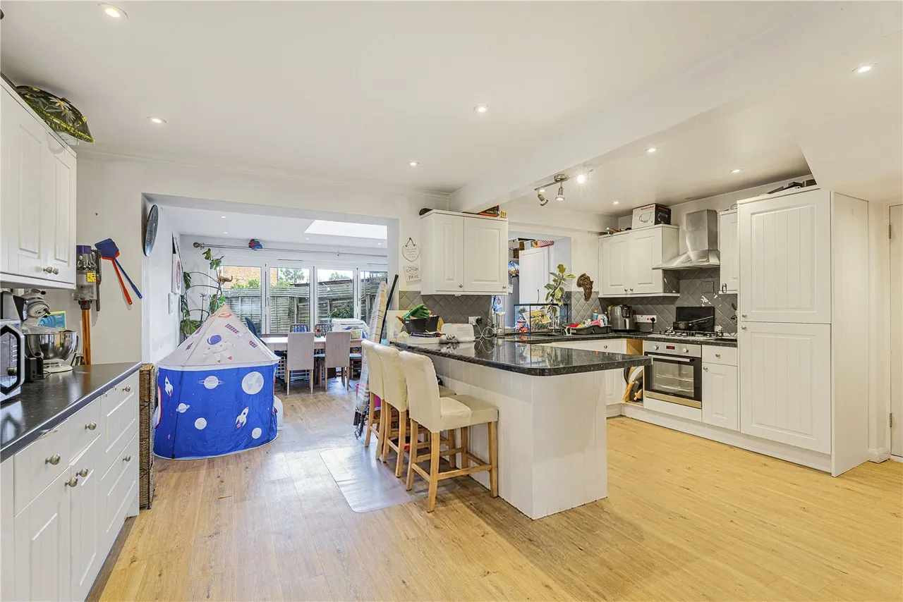 Oak Grove, Sunbury-on-Thames, TW16, photo 7
