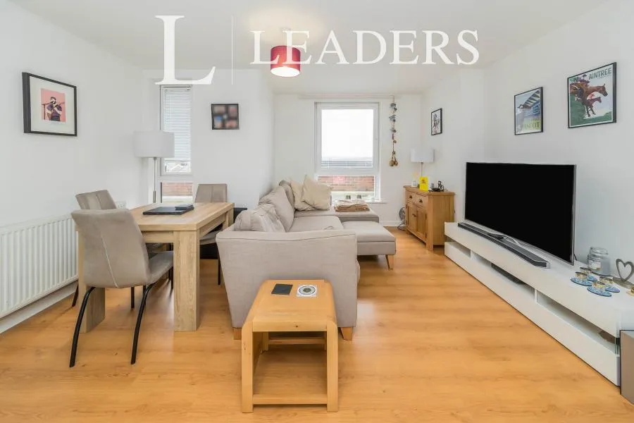 Fosters Place, East Grinstead, RH19, photo 4