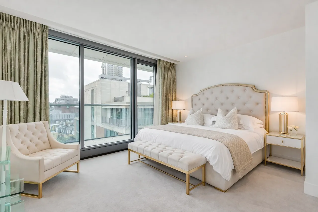 The Knightsbridge Apartments, Knightsbridge, SW7, photo 5