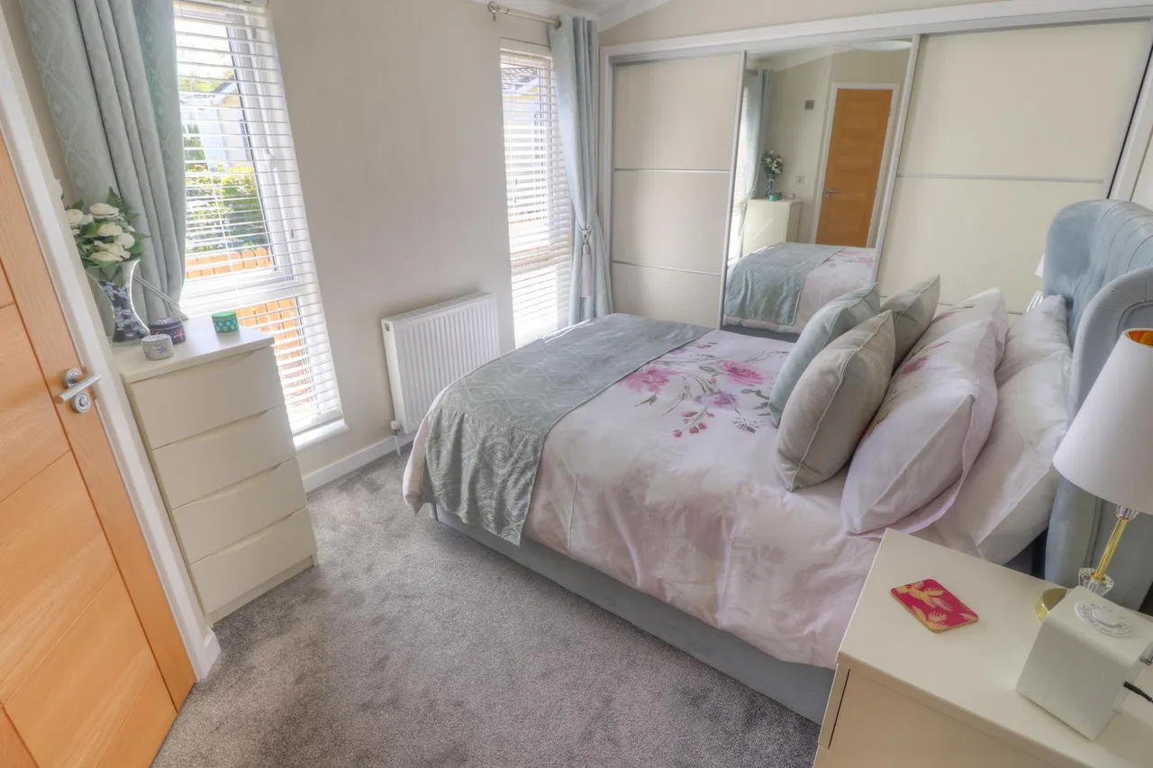 Chesters Croft, Cheadle Hulme, SK8, photo 11