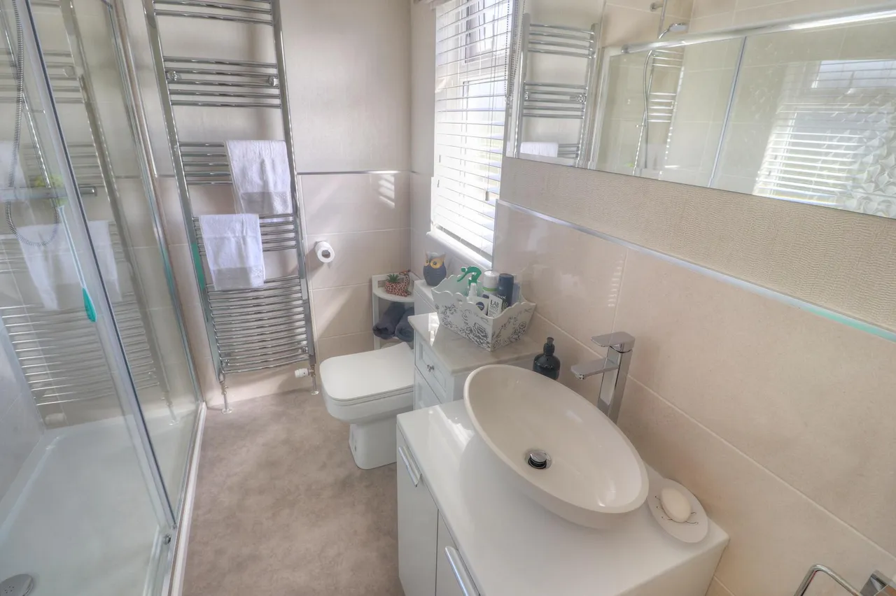 Chesters Croft, Cheadle Hulme, SK8, photo 12