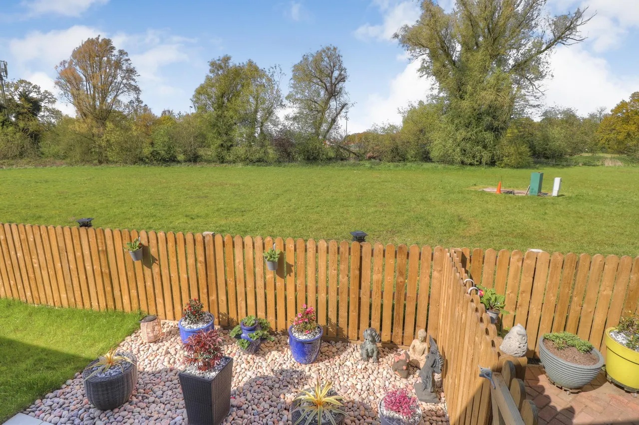 Chesters Croft, Cheadle Hulme, SK8, photo 16
