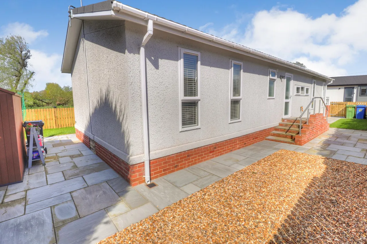 Chesters Croft, Cheadle Hulme, SK8, photo 19