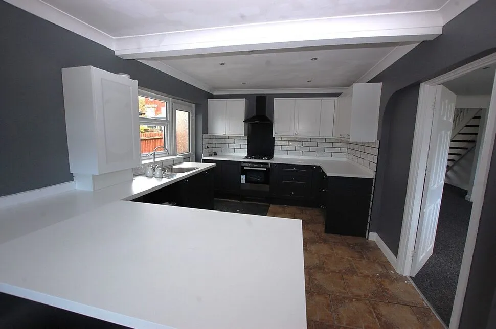 Queensway, Mossley, Greater Manchester, OL5, photo 5
