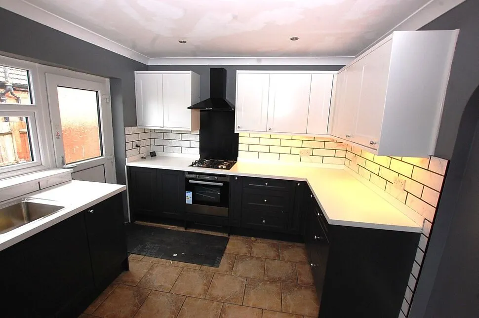 Queensway, Mossley, Greater Manchester, OL5, photo 8
