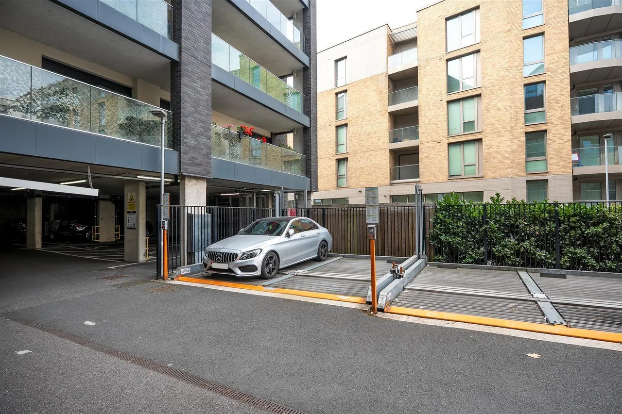Bentinck Road, West Drayton, UB7, photo 10