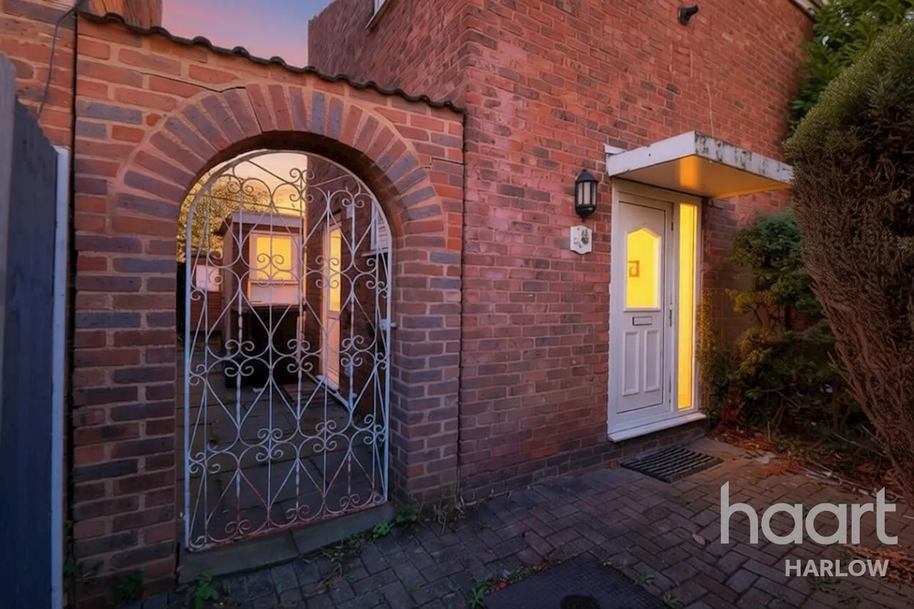 house to rent, Long Banks, CM18