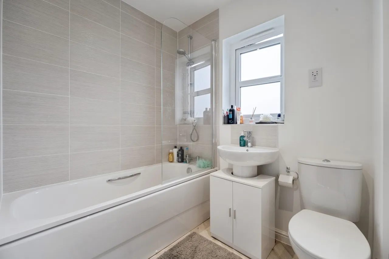 Century Street, Farnworth, BL4, photo 17