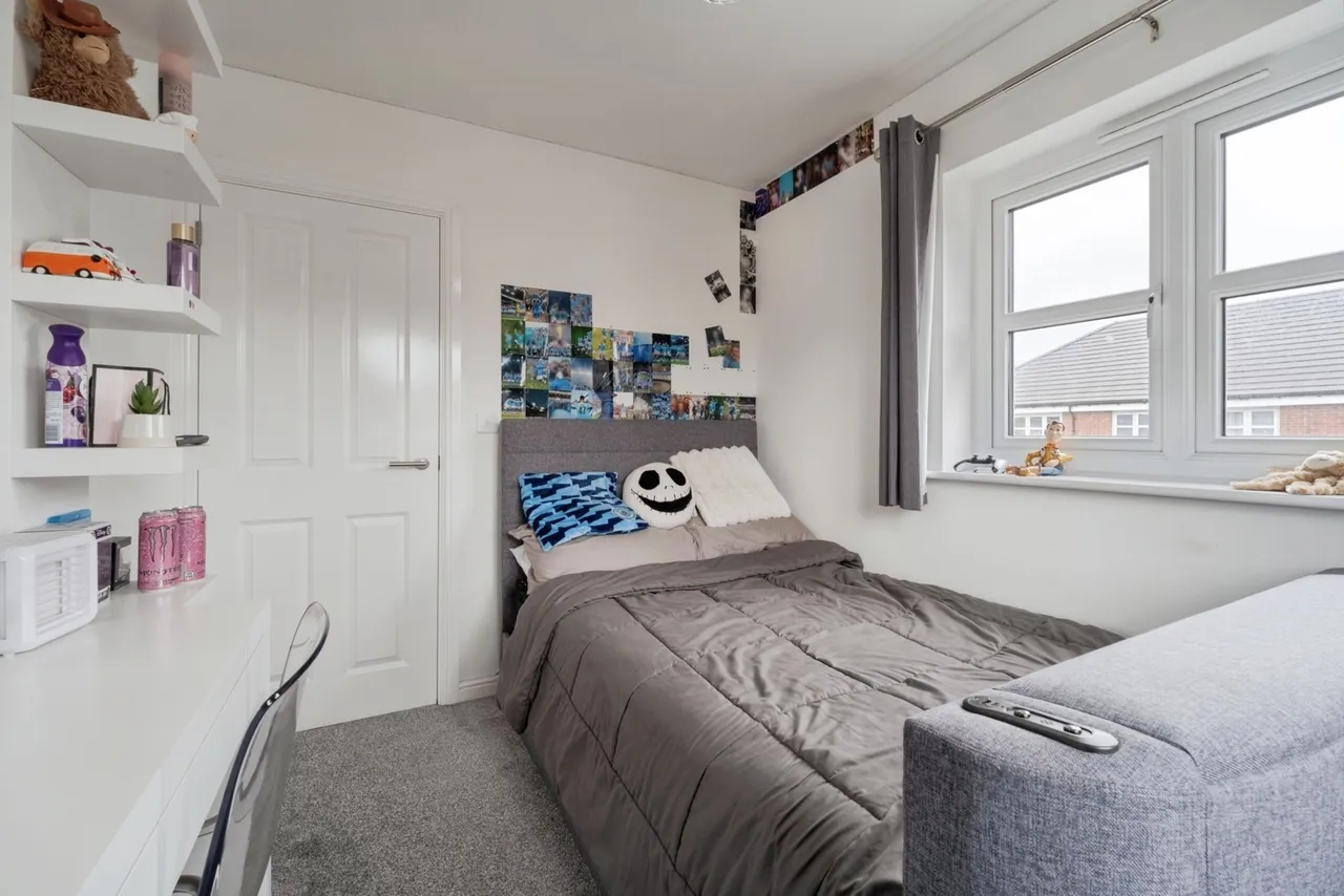 Century Street, Farnworth, BL4, photo 18