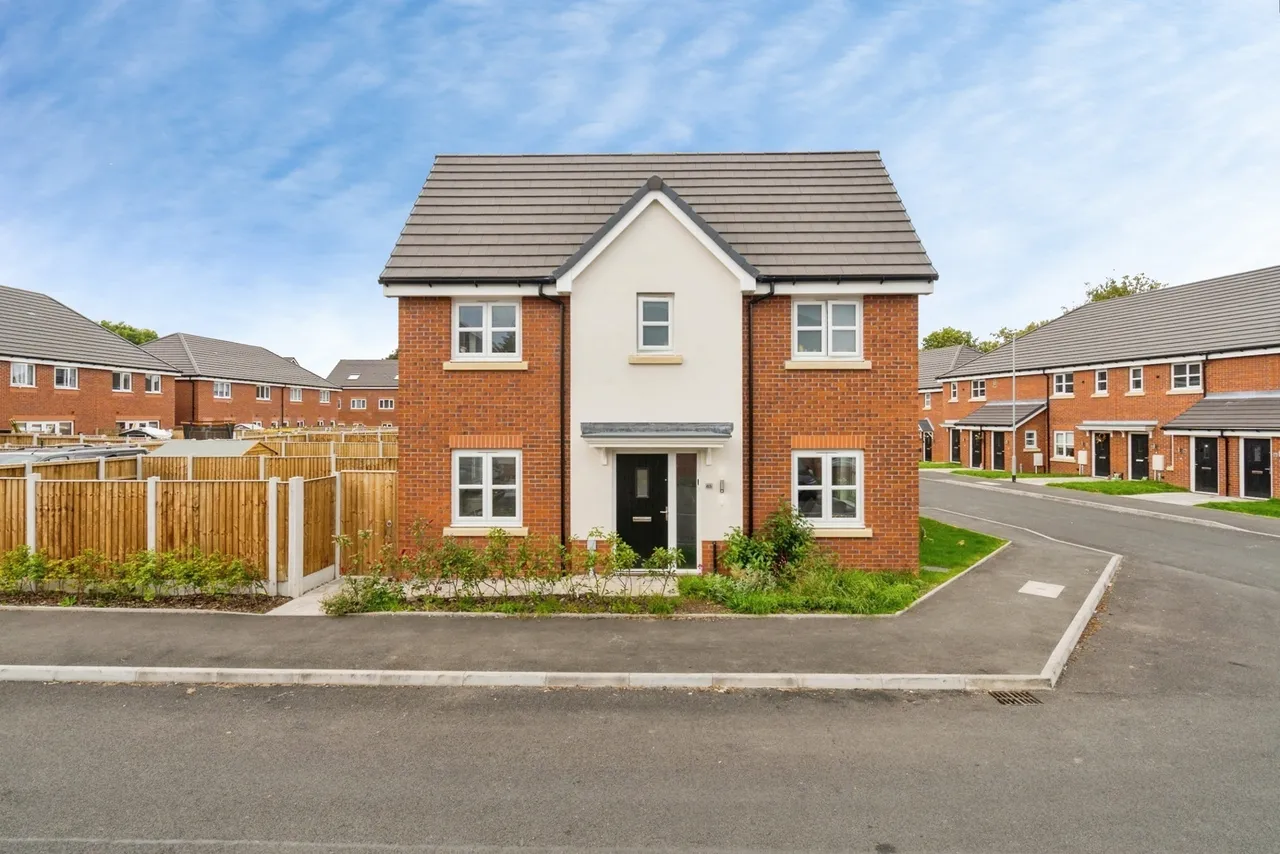 3 bed house for sale, Century Street, Farnworth, BL4