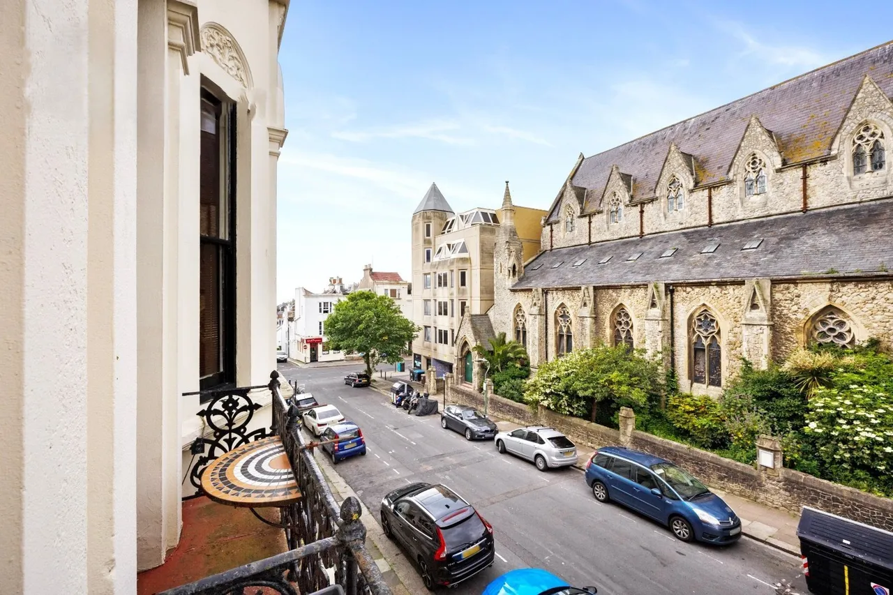 Cambridge Road, Hove, BN3, photo 2