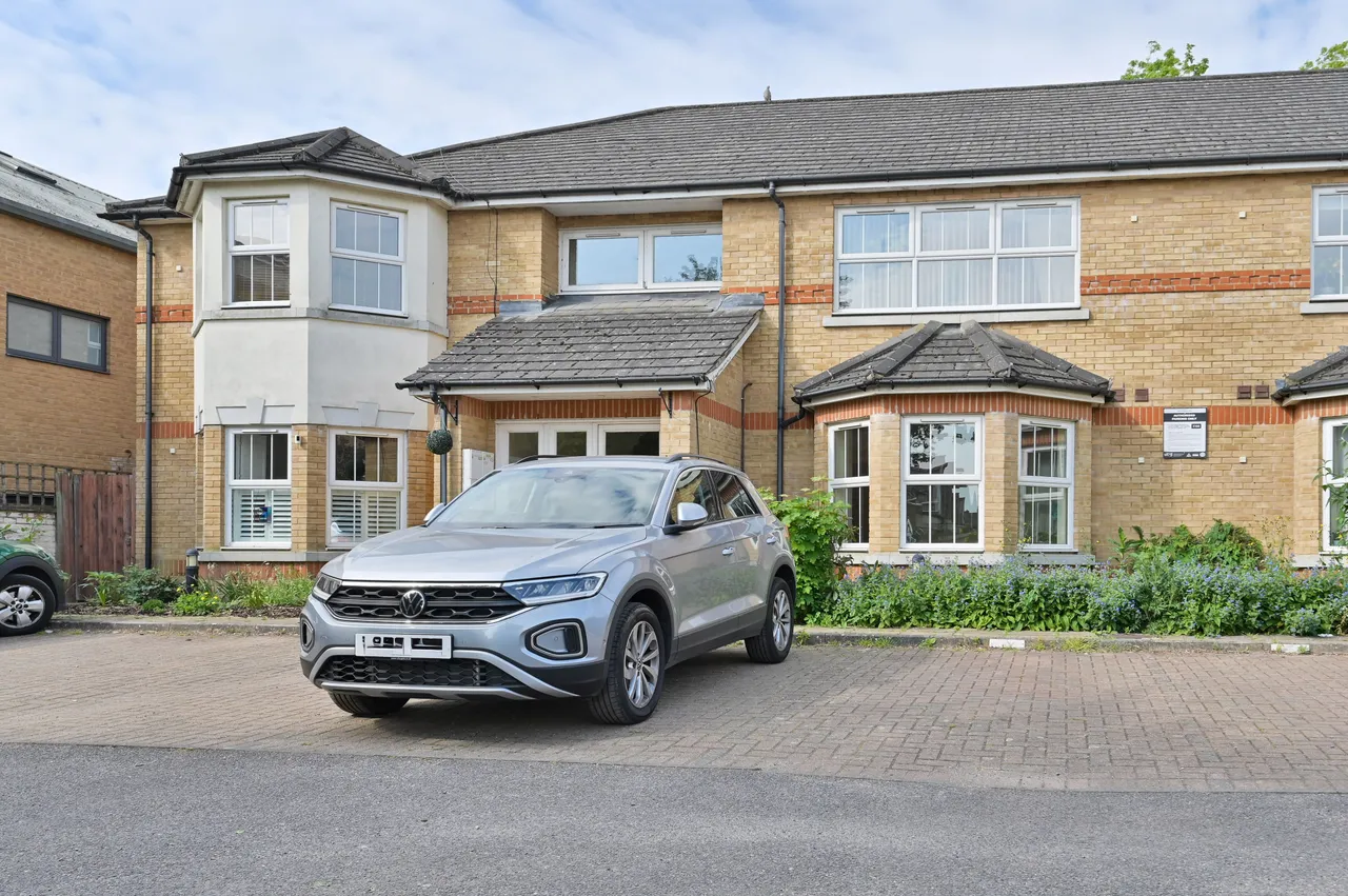Watford, WD24, photo 14