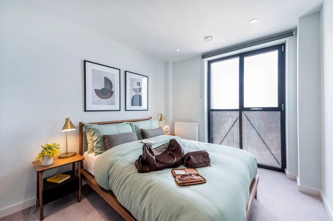 2 bed flat to rent — 1803B, Ten Degrees, 100B George Street, London