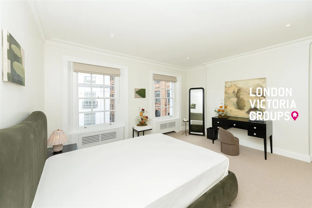 Trevor Place, London, photo 23