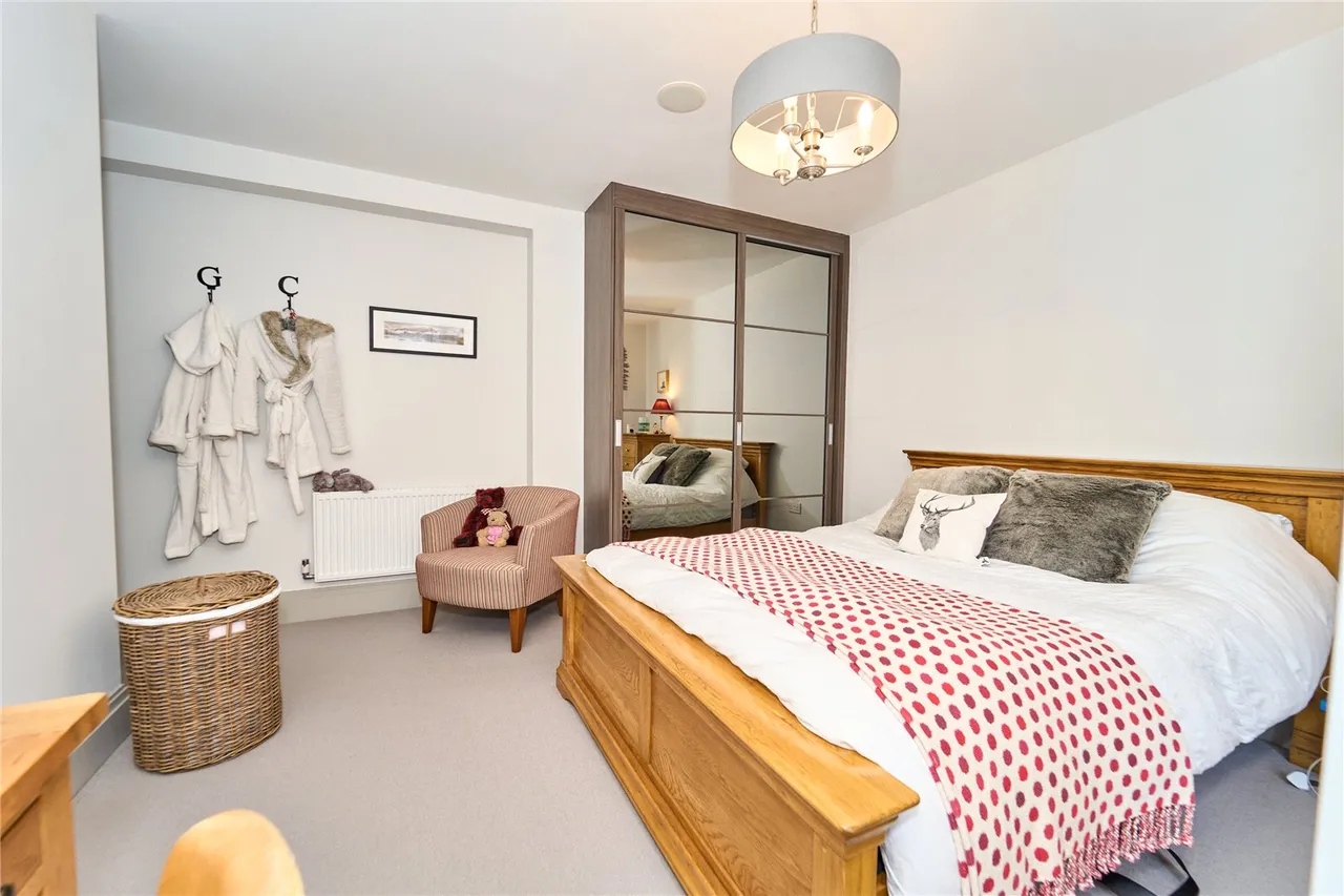 The Causeway, Teddington, TW11, photo 5