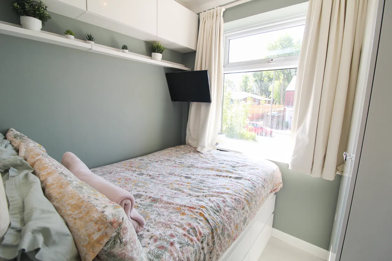 Buxton Road, Stockport, SK6, photo 9