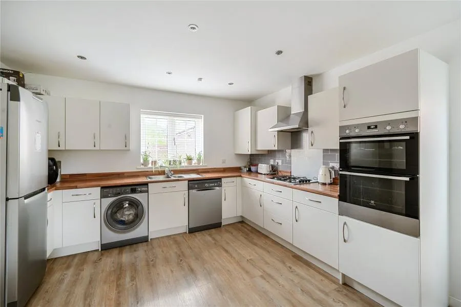 Redcar Road, Bicester, OX26, photo 5