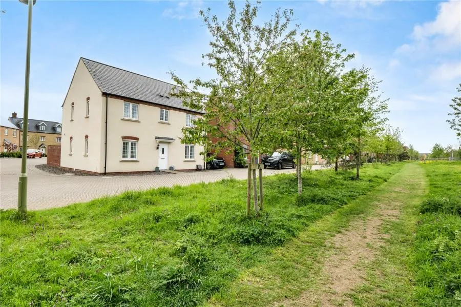 Redcar Road, Bicester, OX26, photo 20