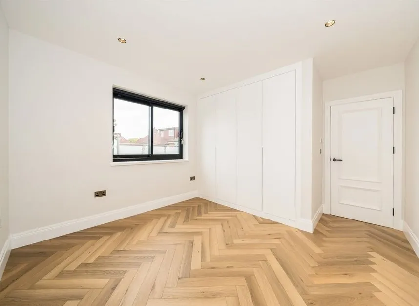 Hazelwood Avenue, Morden, SM4, photo 4