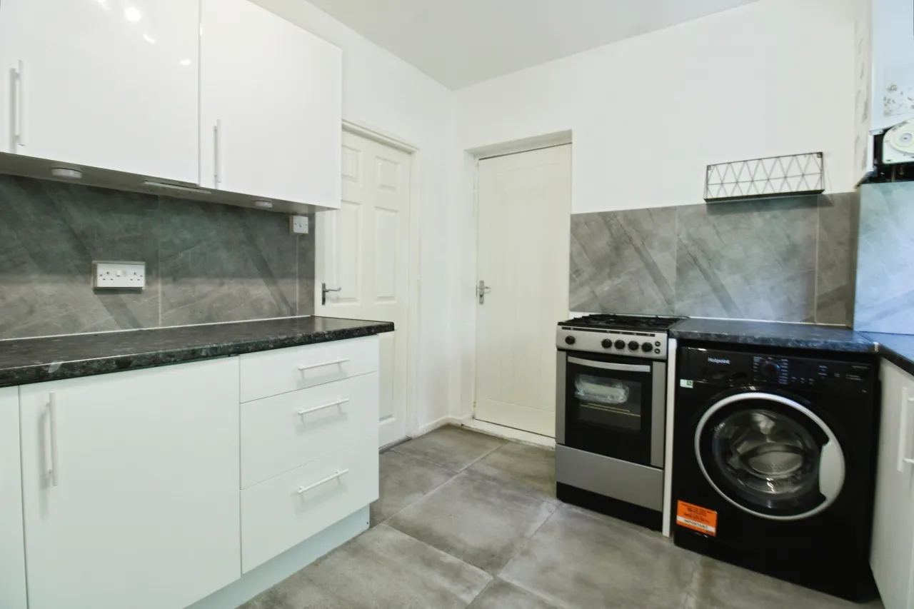 Glenhills Boulevard, LE2, Leicester, photo 5