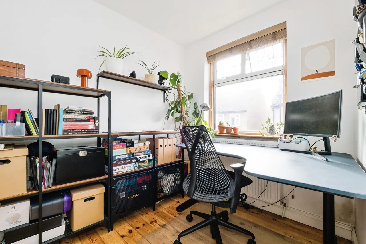 Chesterton Road, London, E13, photo 18