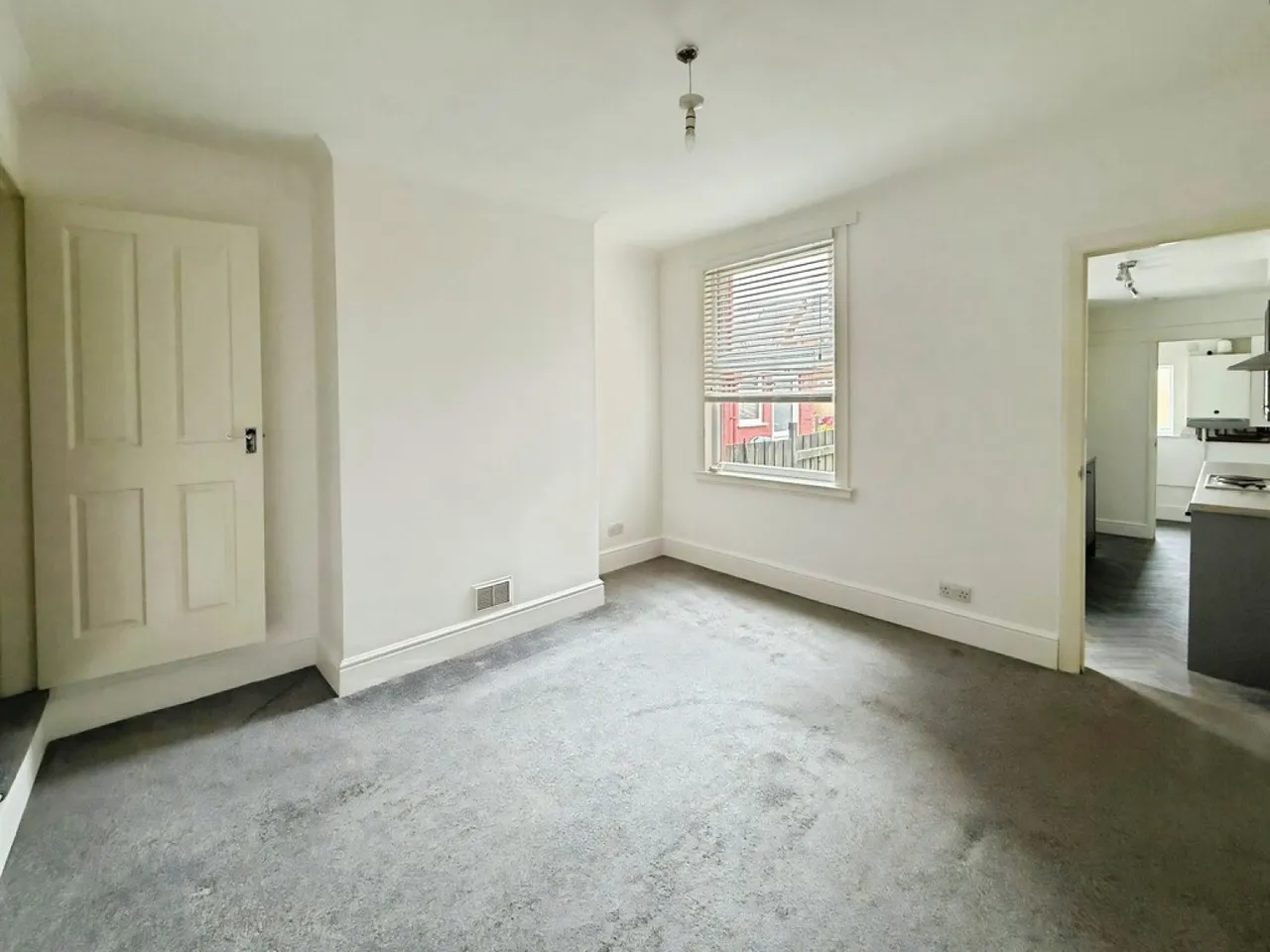 Titchfield Street, Mansfield, Nottinghamshire, photo 4