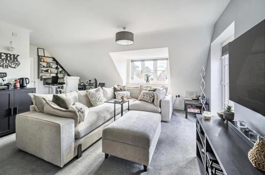 Bryan Gardens, Binfield, RG42, photo 2