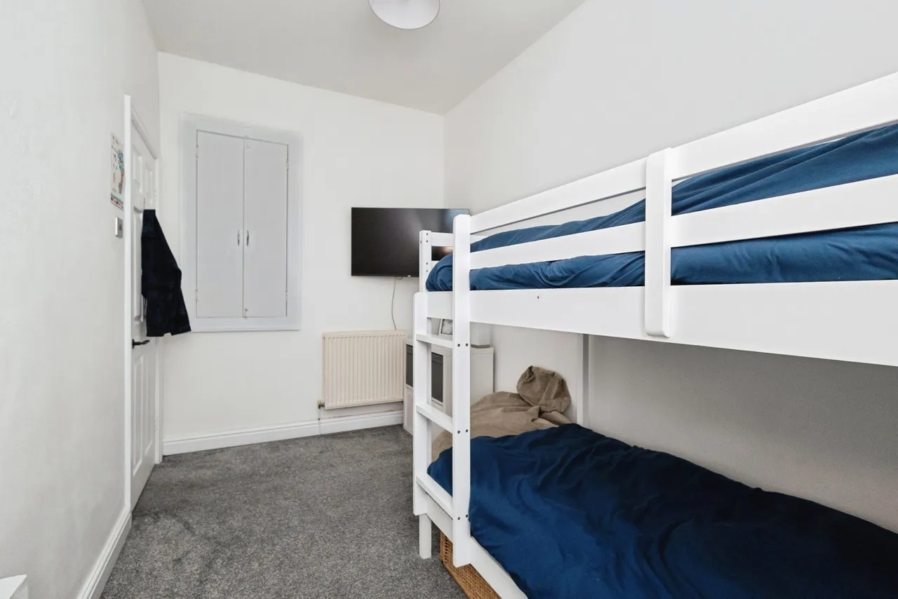 Hawthorn Street, Audenshaw, M34, photo 13