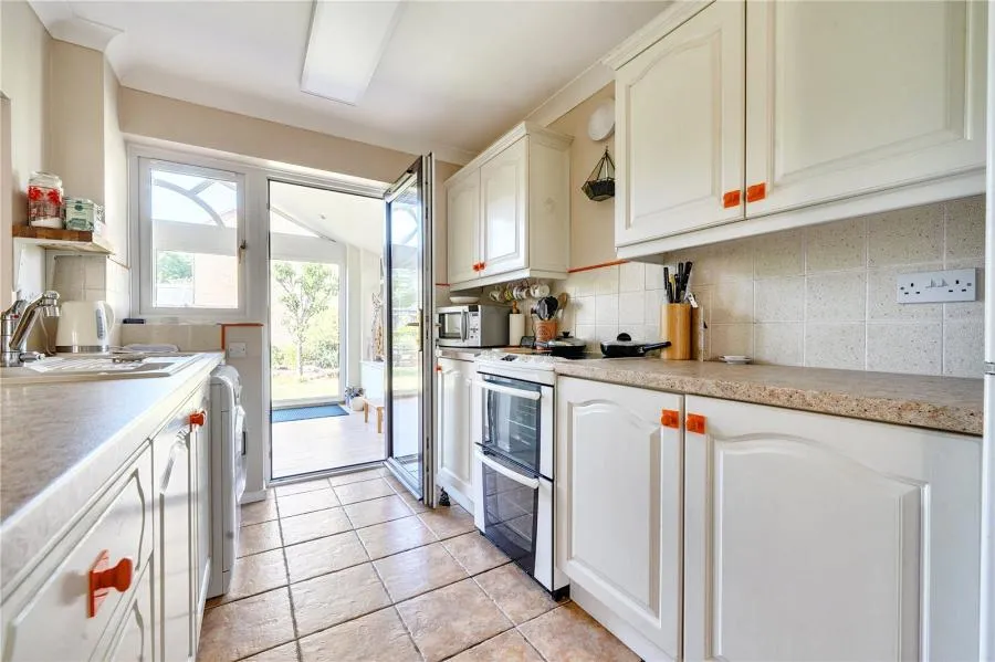 Cotswold Close, Minster Lovell, OX29, photo 4