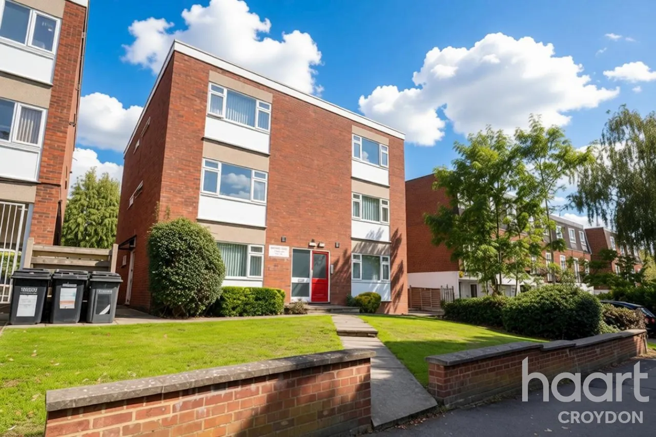 Avenue Road, SE25, photo 10